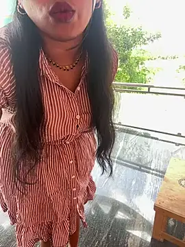 Dhiyapink online show from 03/23/25, 06:16