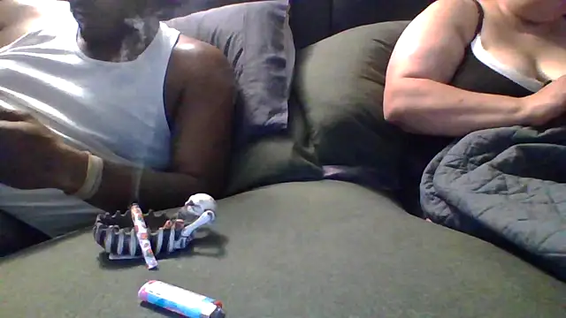 Snapshot of ReeferMadness59 chatting on 07/19/26, 03:54 ReeferMadness59 online show from 07/19/26, 03:54