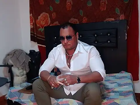 hardrock982 online show from 11/27/25, 01:57