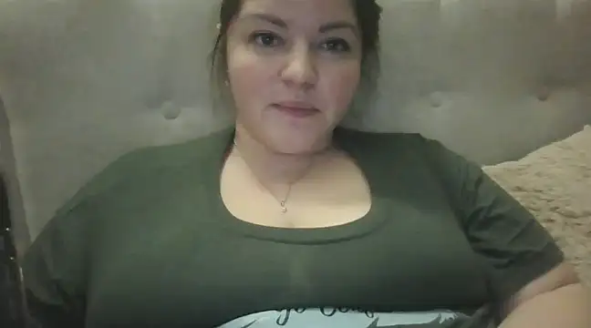 cute  cherry online show from 01/10/25, 10:04