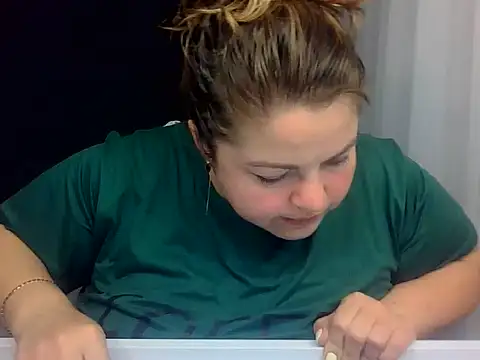 cute  cherry online show from 07/25/26, 10:18