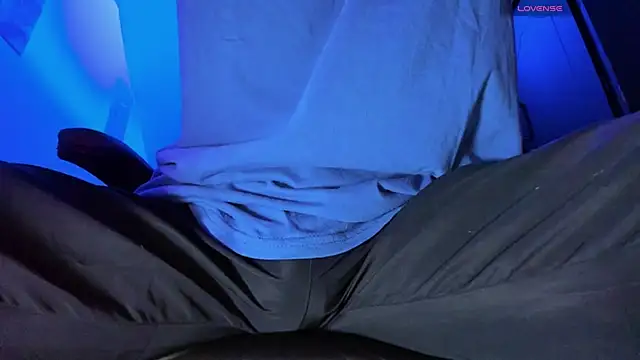 Alex smith00 online show from 12/14/24, 01:06