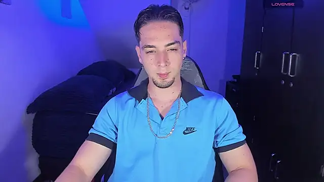 Alex smith00 online show from 10/07/25, 11:35