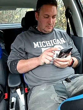 nemes2 online show from 11/11/25, 03:01