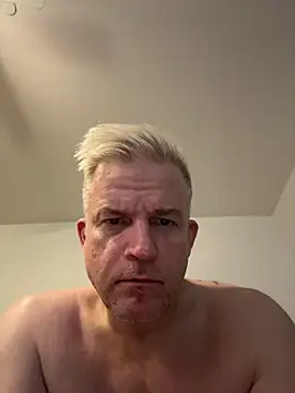 Dragonnycxh online show from 11/26/25, 09:32