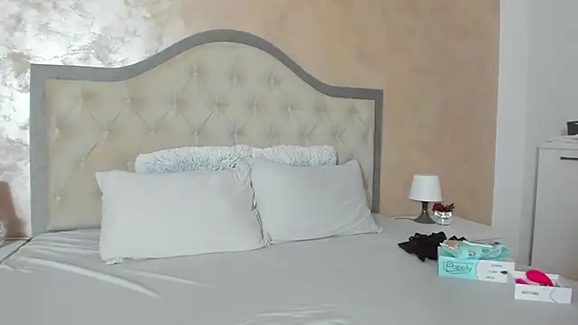 JennaMyers online show from 02/07/25, 08:31