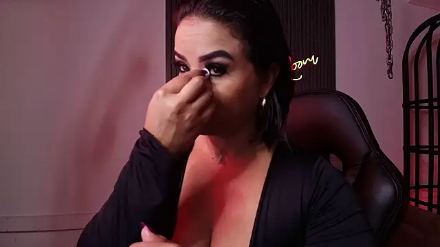 arianna smith  online show from 11/16/25, 11:49