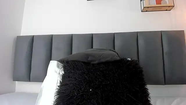 MaraOwen  online show from 05/11/26, 02:45