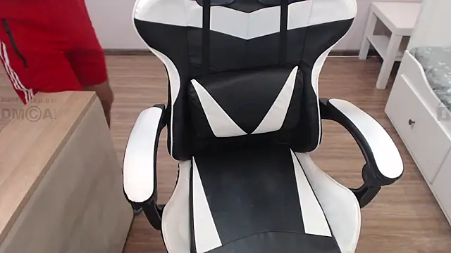 Mandarin4ks online show from 02/04/25, 08:06