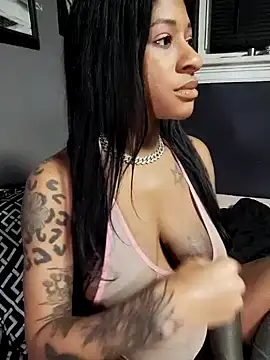 Snapshot of iitsolivia13 chatting on 01/26/25, 12:48 iitsolivia13 online show from 01/26/25, 12:48