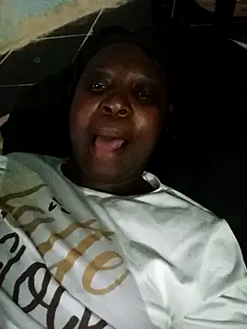 Cinderellablack online show from 12/05/25, 12:19