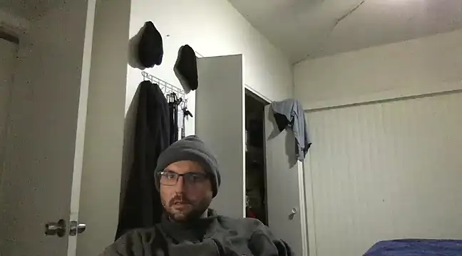 Fuzzyfuzbear online show from 01/31/25, 02:15
