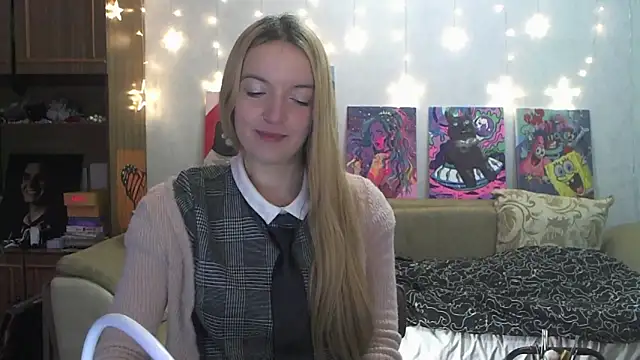 SecretSophia online show from 01/09/25, 05:33