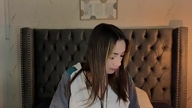 Kim Blane online show from 04/19/26, 03:28