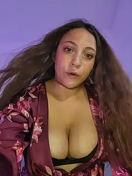 VickyHoult online show from 10/11/25, 08:40