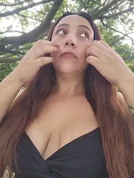 VickyHoult online show from 03/19/26, 08:13