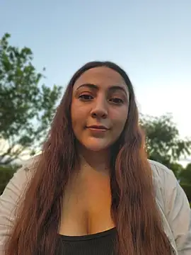 Snapshot of VickyHoult chatting on 06/20/26, 10:56 VickyHoult online show from 06/20/26, 10:56