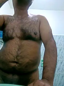 Snapshot of PhillDrake11 chatting on 09/18/25, 11:29 PhillDrake11 online show from 09/18/25, 11:29