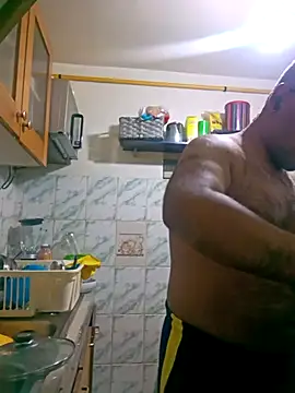 Snapshot of PhillDrake11 chatting on 09/28/25, 09:42 PhillDrake11 online show from 09/28/25, 09:42