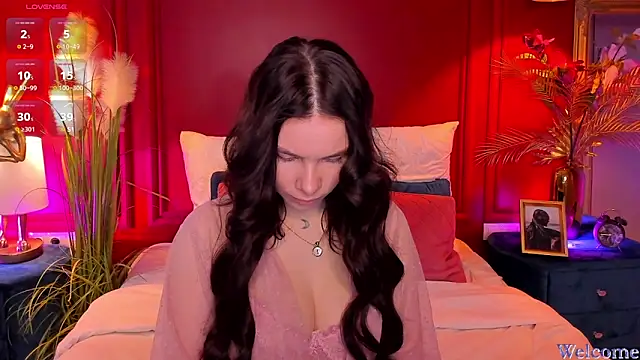 MiaMuse online show from 02/10/25, 08:21