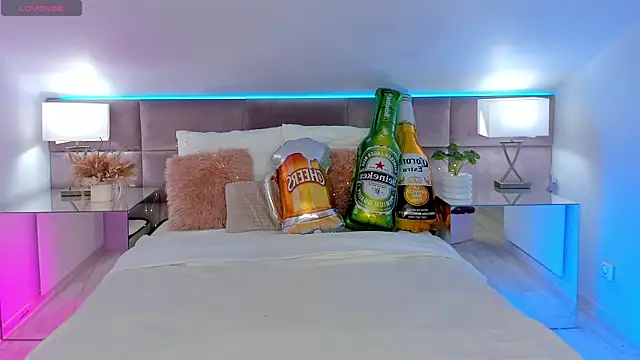 MiaMuse online show from 09/21/25, 07:15