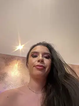 Natanniella online show from 02/15/25, 05:09