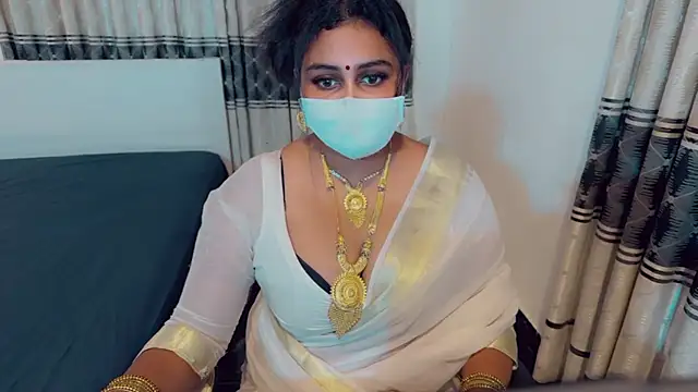 Snapshot of SonY_CaM chatting on 07/13/26, 10:07 SonY CaM online show from 07/13/26, 10:07