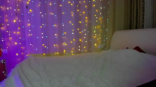 Danielle Thomas online show from 03/01/25, 02:55