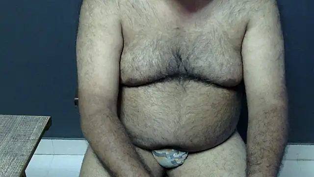 hairysubcub 70 online show from 03/13/25, 10:26