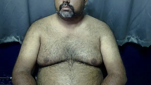 Snapshot of hairysubcub_70 chatting on 05/07/26, 07:36 hairysubcub 70 online show from 05/07/26, 07:36