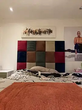 sexyTHANDO online show from 10/19/25, 08:20