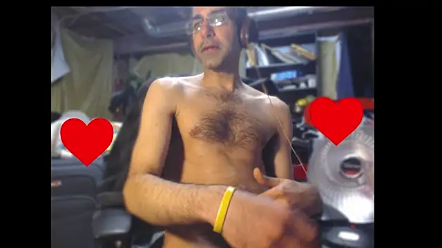 Snapshot of Gsmile1 chatting on 03/05/25, 11:05 Gsmile1 online show from 03/05/25, 11:05