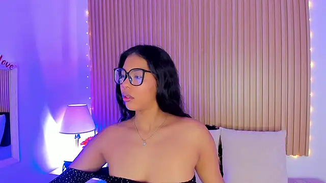 GenesisRuiz online show from 02/25/25, 10:37