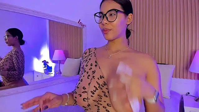 GenesisRuiz online show from 03/08/25, 06:37