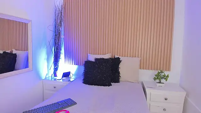 GenesisRuiz online show from 02/25/26, 01:43