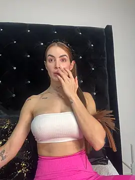 SofiaCarter online show from 12/28/24, 02:22