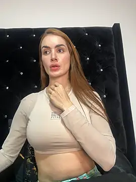 SofiaCarter online show from 12/30/24, 01:48