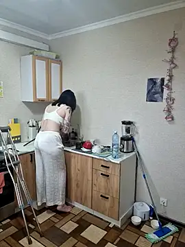 Snapshot of LazyTanukii chatting on 03/27/26, 06:30 LazyTanukii online show from 03/27/26, 06:30