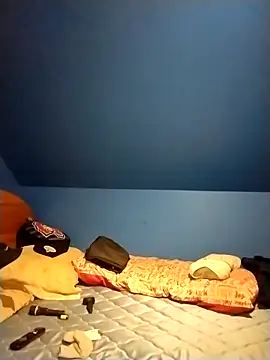 MirthildaVenza online show from 10/30/25, 06:08