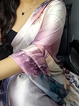 aliyaah singh online show from 10/16/25, 05:47