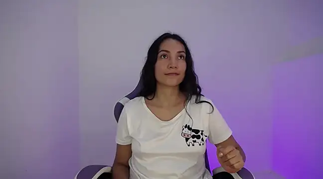 Snapshot of cutie_and_slutty chatting on 02/04/25, 01:34 cutie and slutty online show from 02/04/25, 01:34