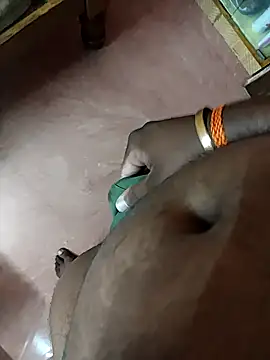 dinesh682 online show from 03/18/26, 06:05