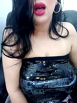 Snapshot of Queen_sousou chatting on 01/25/25, 11:11 Queen sousou online show from 01/25/25, 11:11