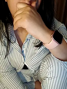 Snapshot of Queen_sousou chatting on 12/20/25, 10:22 Queen sousou online show from 12/20/25, 10:22