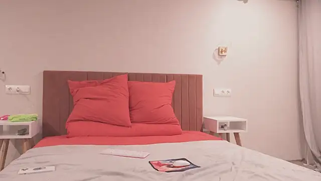 FluffyHat online show from 01/18/25, 05:10