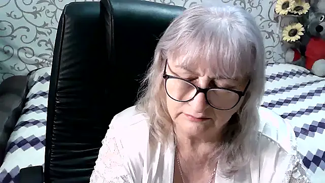 LolkaAlyss online show from 03/17/25, 12:30