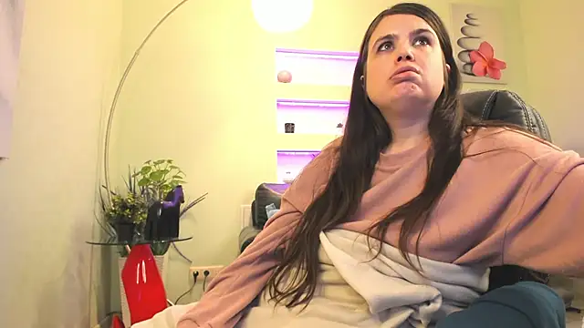 BattyMoll online show from 12/12/24, 06:21