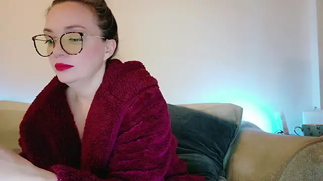 FemDom RubyKnightXXO online show from 02/06/25, 05:09