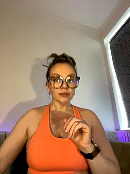 FemDom RubyKnightXXO online show from 09/12/25, 05:02