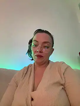 FemDom RubyKnightXXO online show from 07/28/26, 08:23